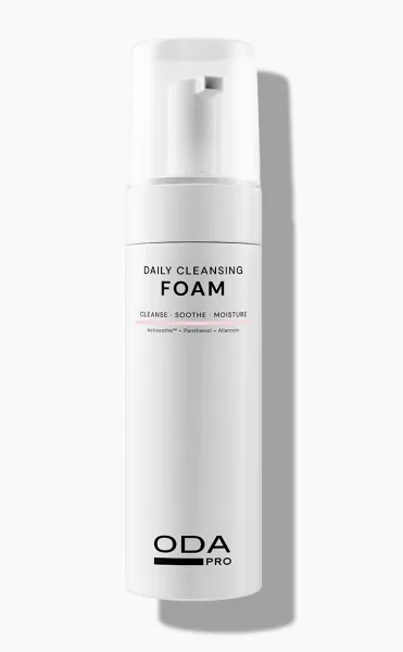 ODA PRO švelniai valantis putų prausiklis jautriai odai 150ml