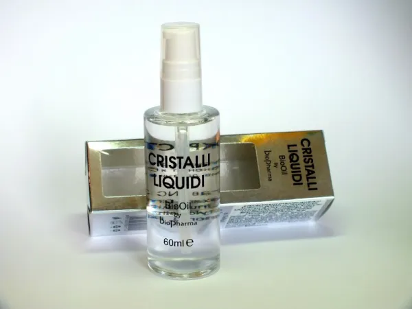 Serumas plaukams su skystaisiais kristalais ir linų sėmenų aliejumi BIOPHARMA BioOil 60ml