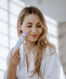 Beautifly Glossy Acne Young