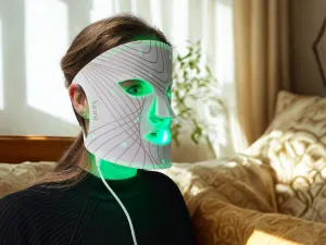 Lunni 7 colors LED and Near-Infrared Light Silicone LED Facial Mask White