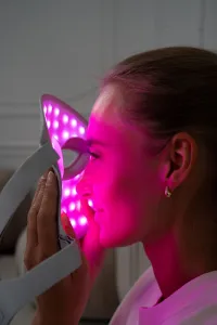 Beautifly AuraSkin Pro LED Light Therapy Face Mask