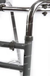 Žingsniuojantis vaikščiojimo rėmas, sulankstomas